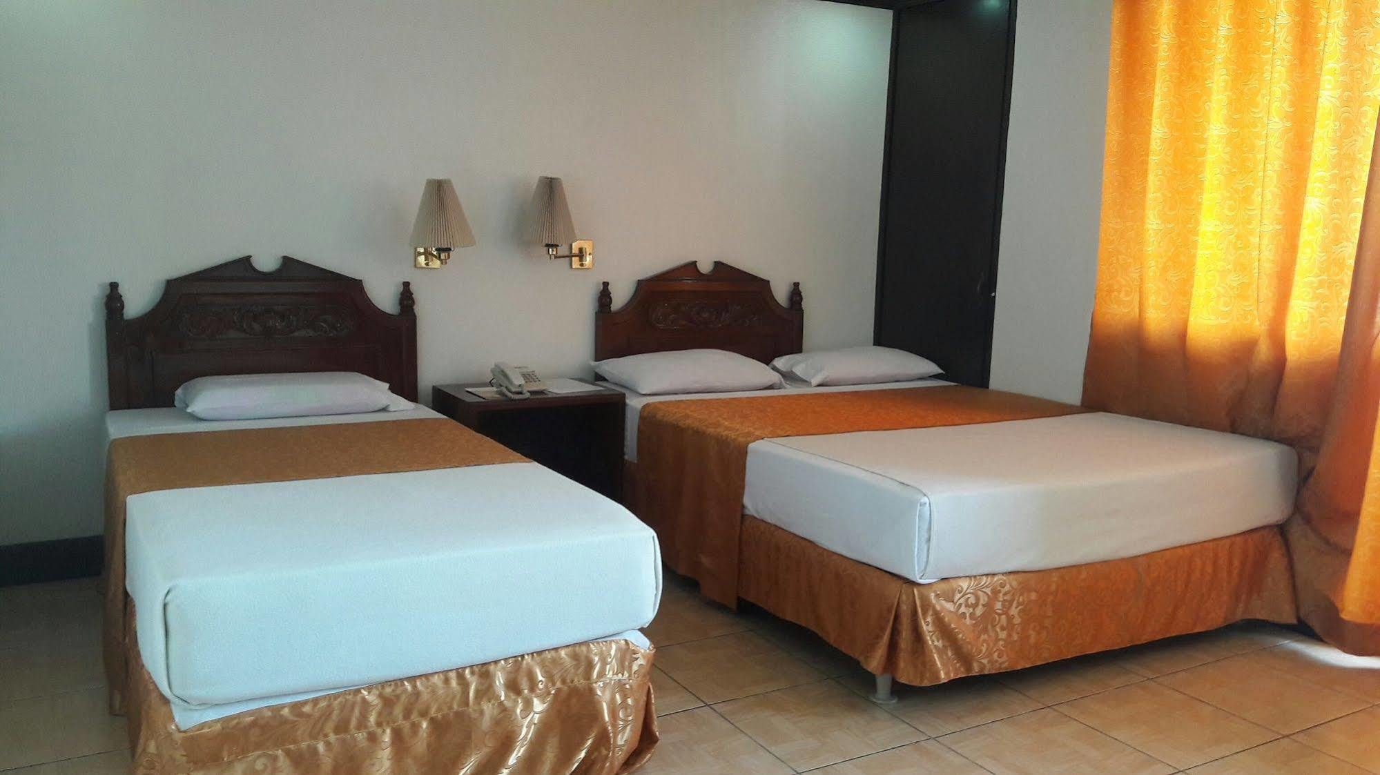Don Felipe Hotel Ormoc City Exterior foto